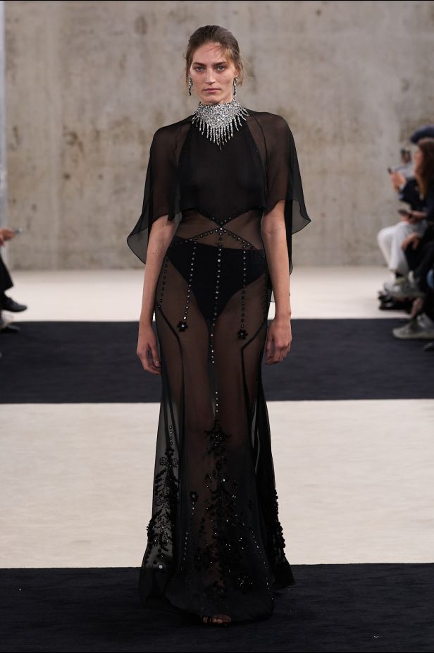 مجموعةLanvin ‎ لربيع وصيف 2027... مستهلمة من جين لانفان إلى نجمات القرن العشرين