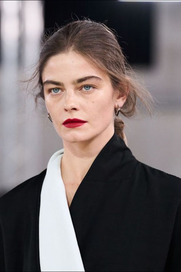 مجموعةLanvin ‎ لربيع وصيف 2027... مستهلمة من جين لانفان إلى نجمات القرن العشرين