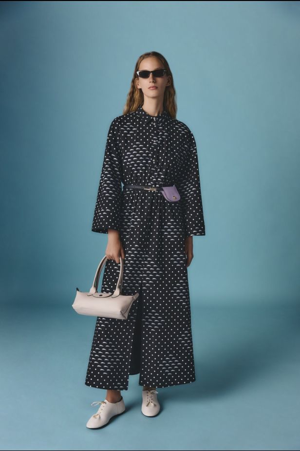 مجموعة ‏Longchamp‏ لربيع 2027.. سحر السينما الباريسية في تصاميم أنثوية متجددة