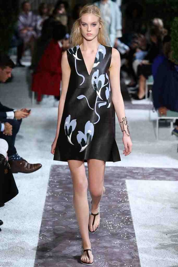 TOD'S  حينما تصبح الأناقة وشما على جسدك