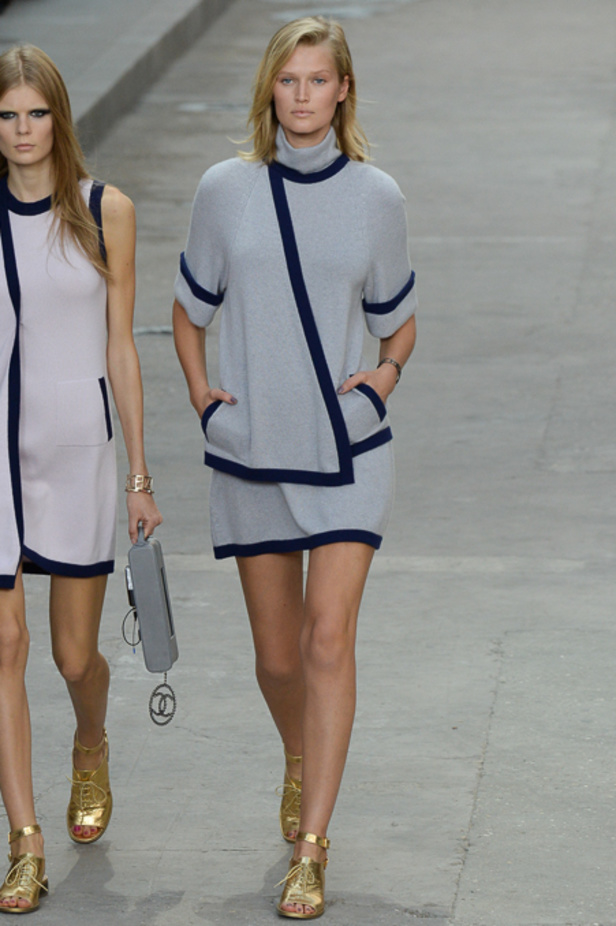 Chanel حرب لونية... ودعوة للسلام والمساواة