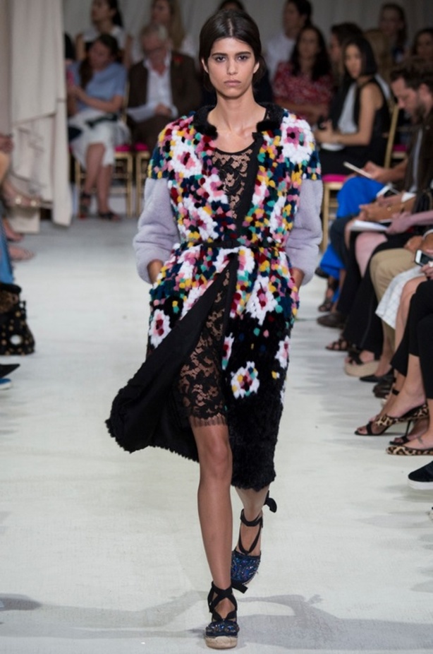 مجموعة Oscar de la Renta لربيع و صيف 2016