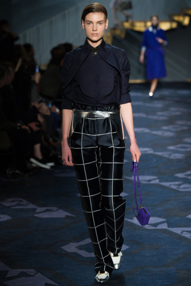 Tod’s: أناقة جلدية ببساطة استثنائية