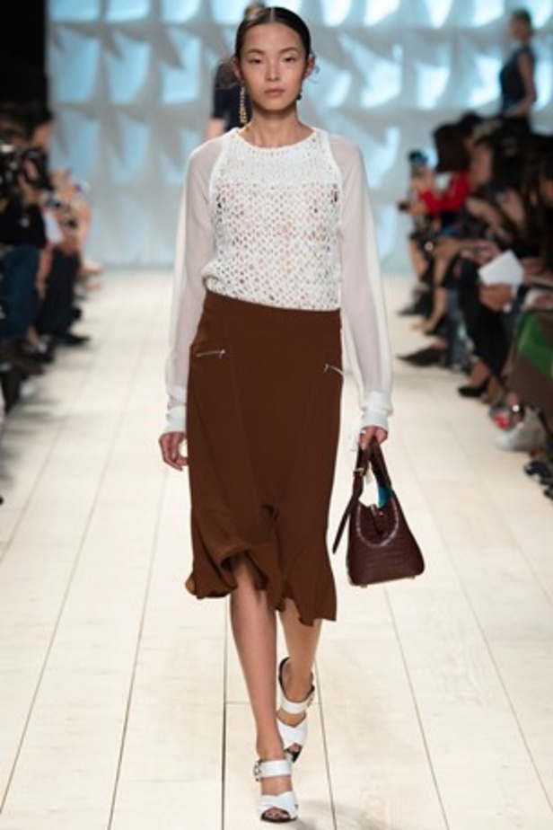 الأنوثة والرقي يتناغمان في مجموعة  Nina Ricci