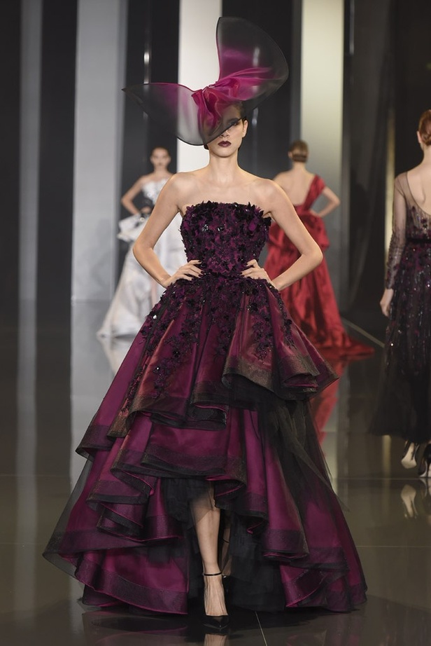 Ralph & Russo مجموعة تحبس الأنفاس!
