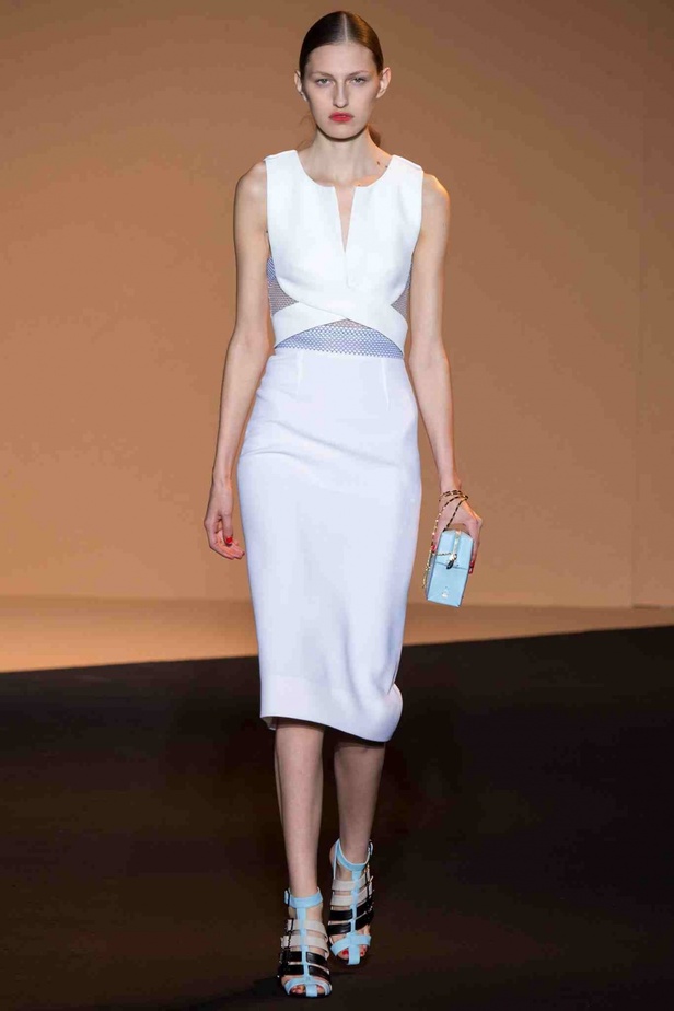 أزهار الرغبة تتفتح مع ربيع ROLAND MOURET 