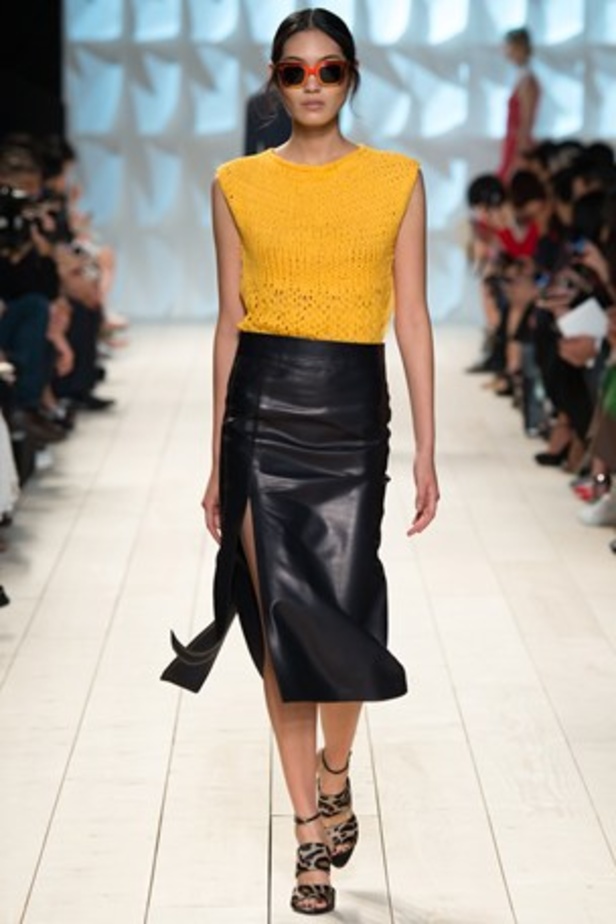 الأنوثة والرقي يتناغمان في مجموعة  Nina Ricci