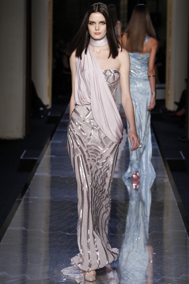 Atelier Versace الآلهة العصرية