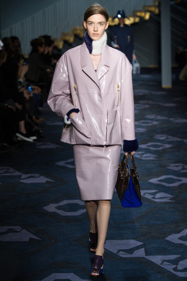 Tod’s: أناقة جلدية ببساطة استثنائية