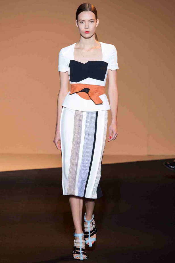 أزهار الرغبة تتفتح مع ربيع ROLAND MOURET 