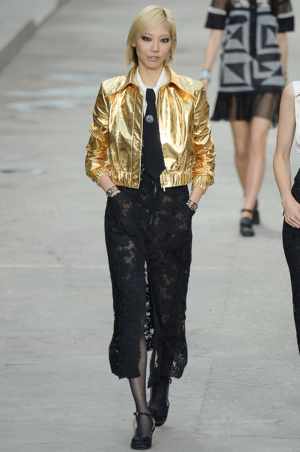 Chanel حرب لونية... ودعوة للسلام والمساواة