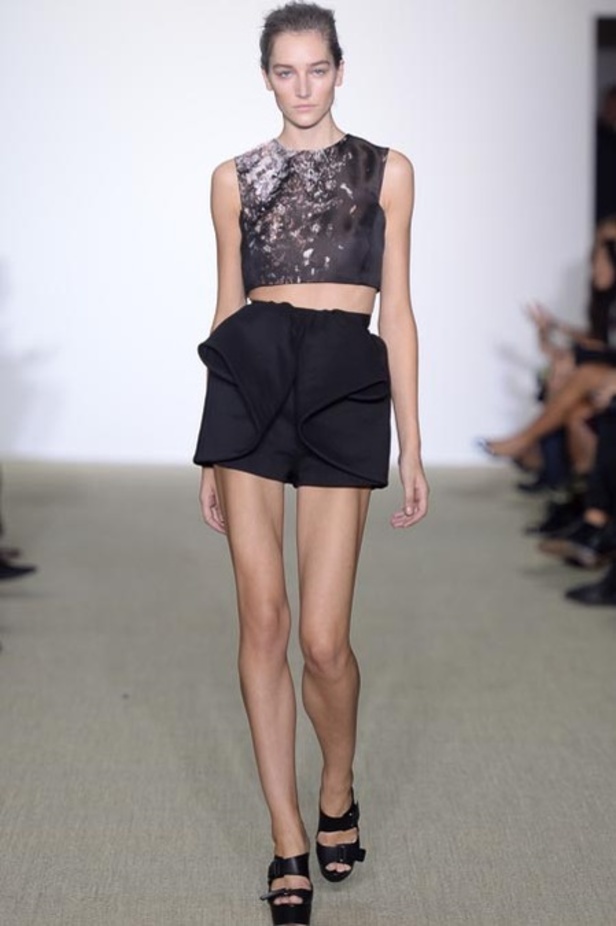 ربيع كيروز: بساطة كلاسيكية ملفتة..