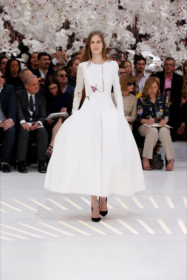 أميرات Christian Dior بين التاريخ والمستقبل