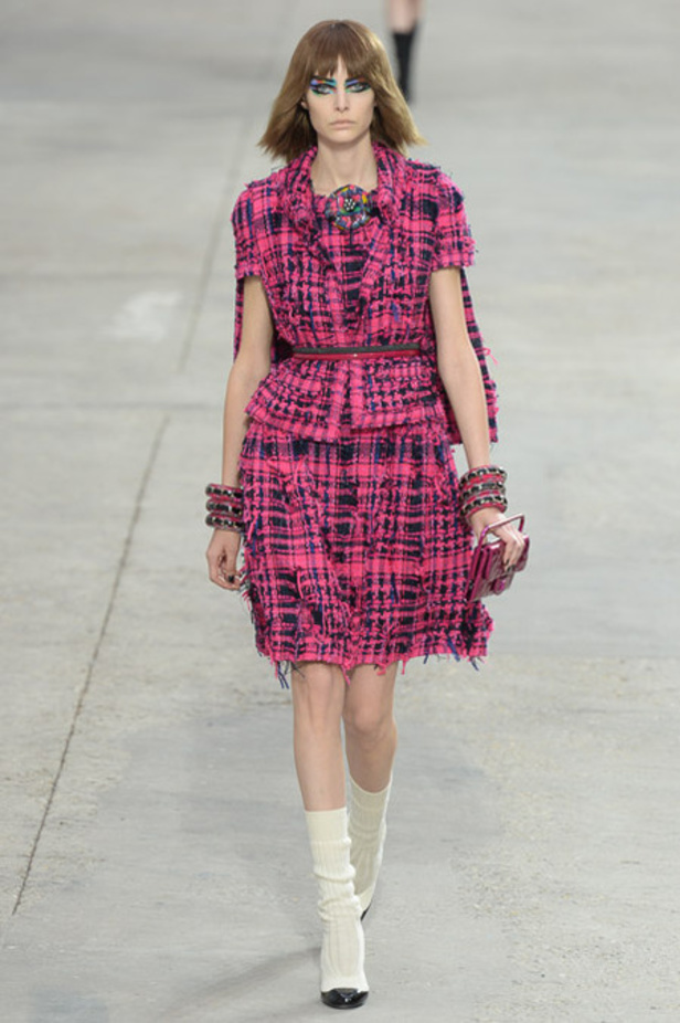 Chanel ترسم موضة الموسم