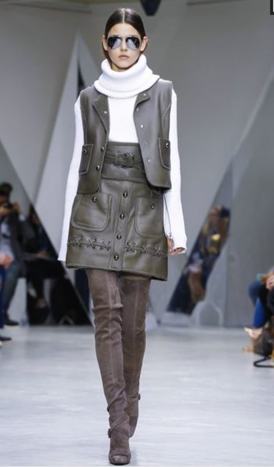 عرض Pascal Millet الأناقة في البساطة!