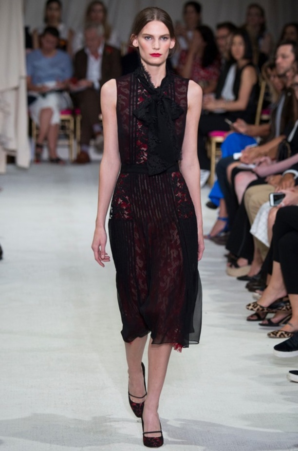 مجموعة Oscar de la Renta لربيع و صيف 2016