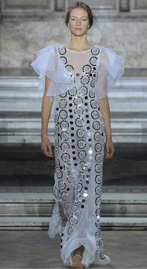 مجموعة Temperley London لربيع و صيف 2016