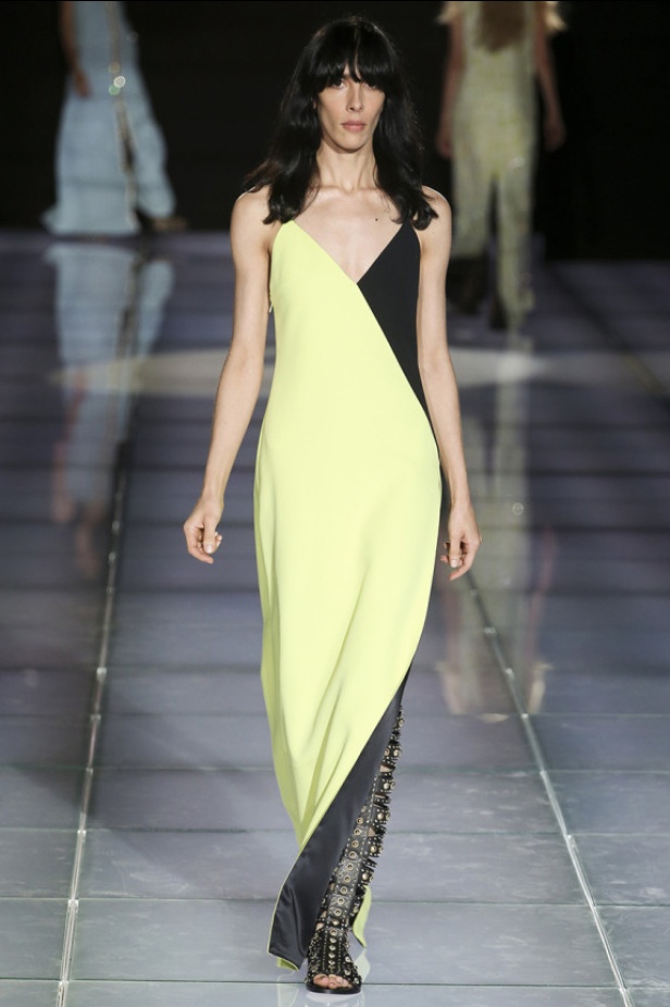 تخريمات دائرية ونقوش متداخلة في مجموعة FAUSTO PUGLISI