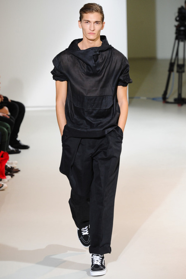 Yang Li: الاسلوب الذكوري رمز الخفة والراحة