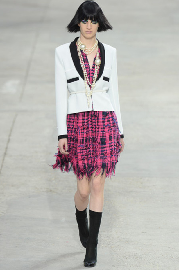 Chanel ترسم موضة الموسم