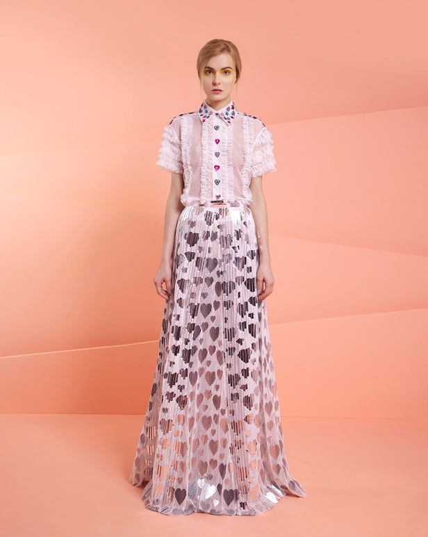 صخب من الجمال والألوان في تصاميم رامي قاضي