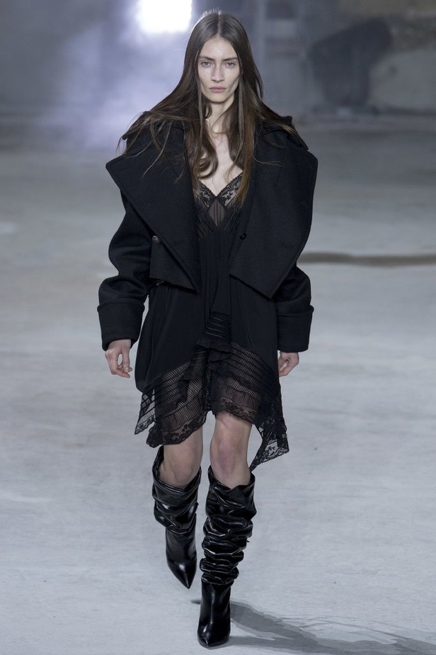 مجموعة Saint Laurent لخريف وشتاء 2017