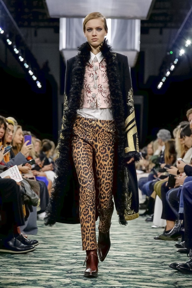 عرض أزياء باكو رابان لخريف وشتاء 2019