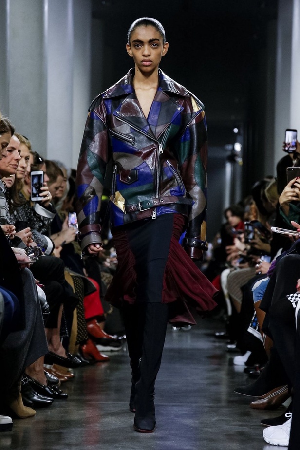 عرض أزياء موغلر لموسم خريف وشتاء 2019