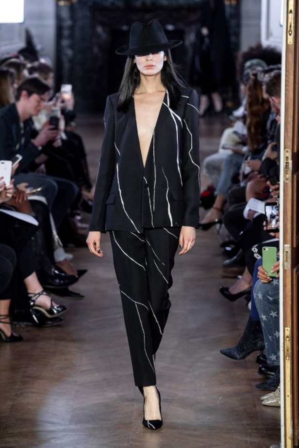 مجموعة Guy Laroche للألبسة الجاهزة لخريف و شتاء 2019