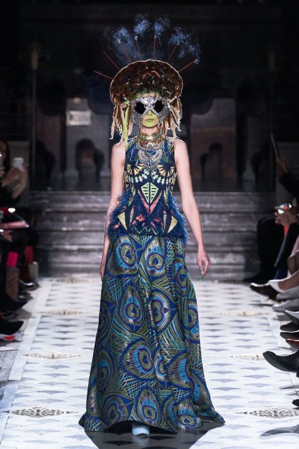 مجموعة Manish Arora للألبسة الجاهزة لخريف وشتاء 2019