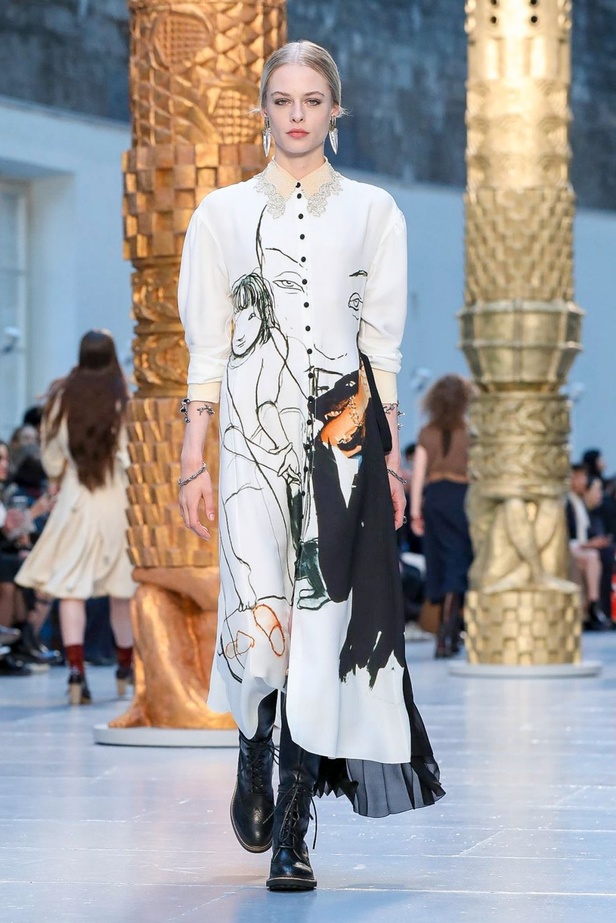 مجموعة كلوي Chloe لخريف وشتاء 2020-2021 خلال اسبوع الموضة في باريس