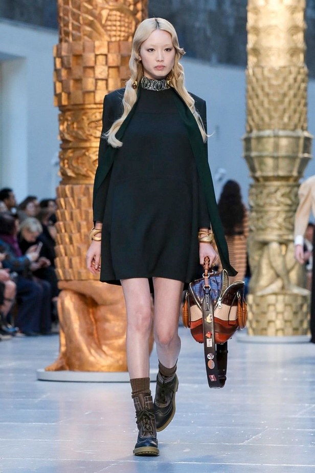 مجموعة كلوي Chloe لخريف وشتاء 2020-2021 خلال اسبوع الموضة في باريس