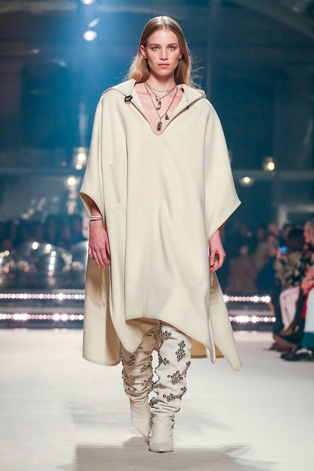 ازياء Isabel Marant لخريف وشتاء 2020 خلال اسبوع الموضة في باريس