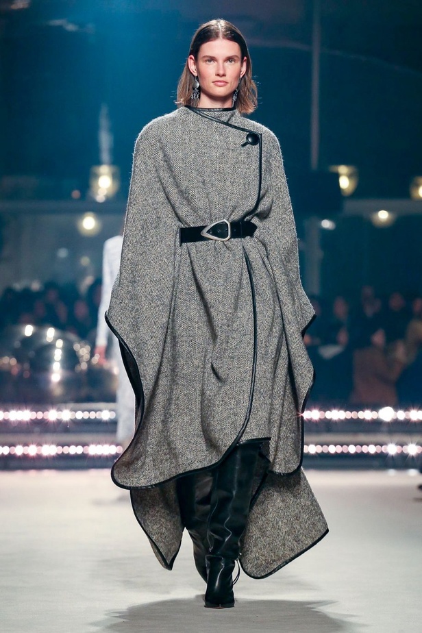 ازياء Isabel Marant لخريف وشتاء 2020 خلال اسبوع الموضة في باريس