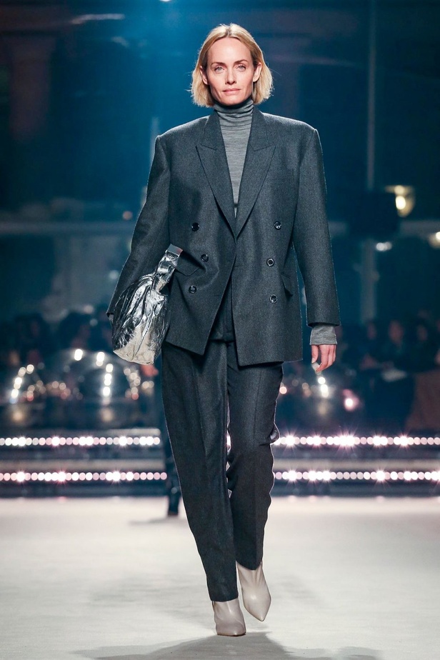 ازياء Isabel Marant لخريف وشتاء 2020 خلال اسبوع الموضة في باريس