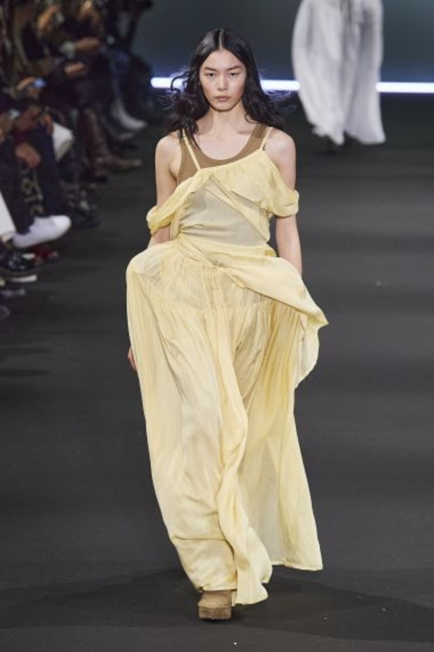 عرض مجموعة Ann Demeulemeester في باريس