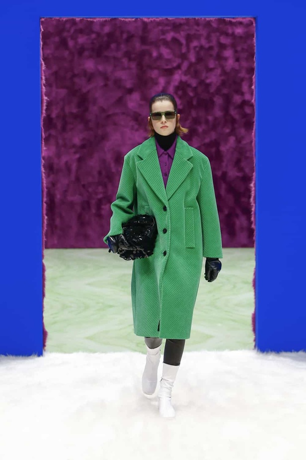 عرض ازياء مجموعة Prada لموسم خريف وشتاء 2021 في ميلانو