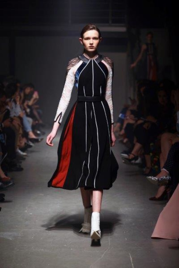 هذا فعله فيروس Lili بحسين بظاظا.. إبداع بمجموعة شتاء 2018 تخطى الحدود