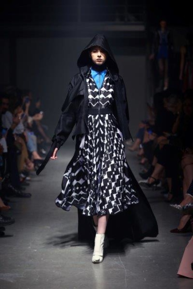 هذا فعله فيروس Lili بحسين بظاظا.. إبداع بمجموعة شتاء 2018 تخطى الحدود