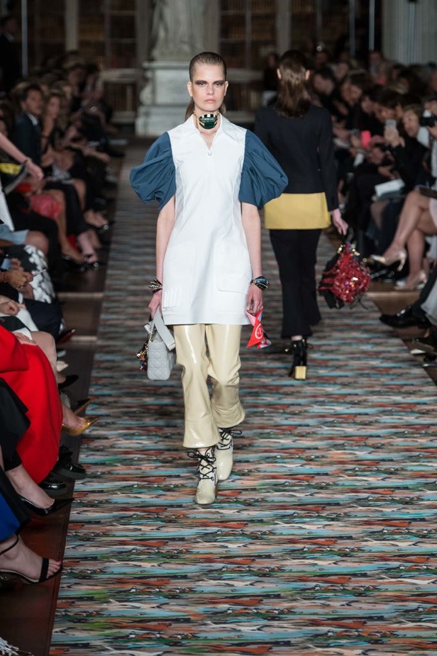 من باريس الى لندن.. مجموعة ديور كروز 2017!