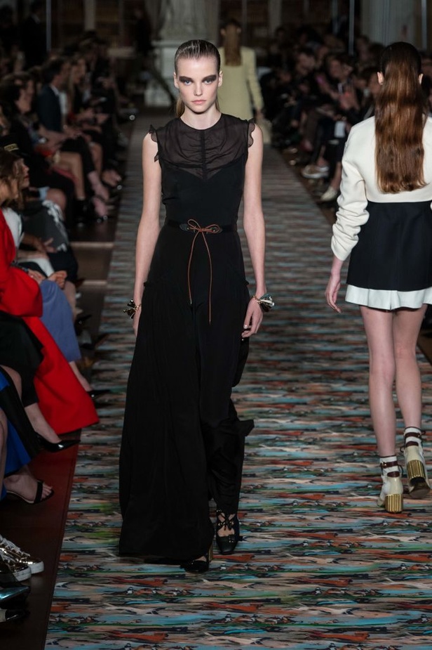 من باريس الى لندن.. مجموعة ديور كروز 2017!