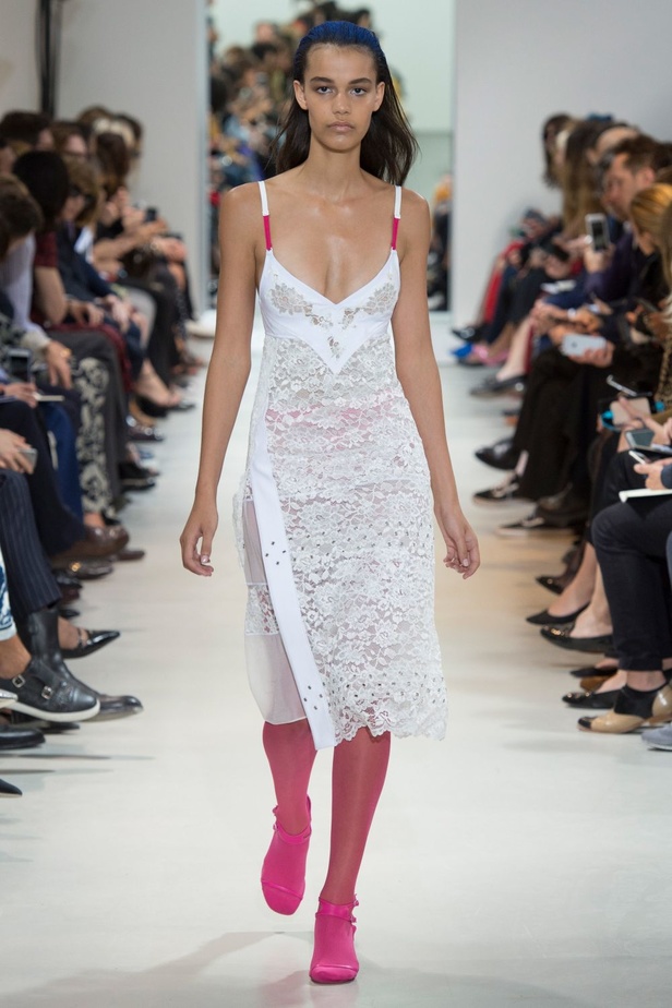 مجموعة “باكو رابان” لموسم ربيع وصيف 2017 