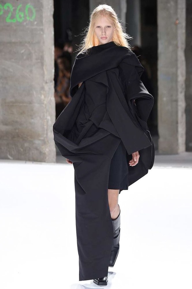 مجموعة Rick Owens لربيع وصيف 2017..