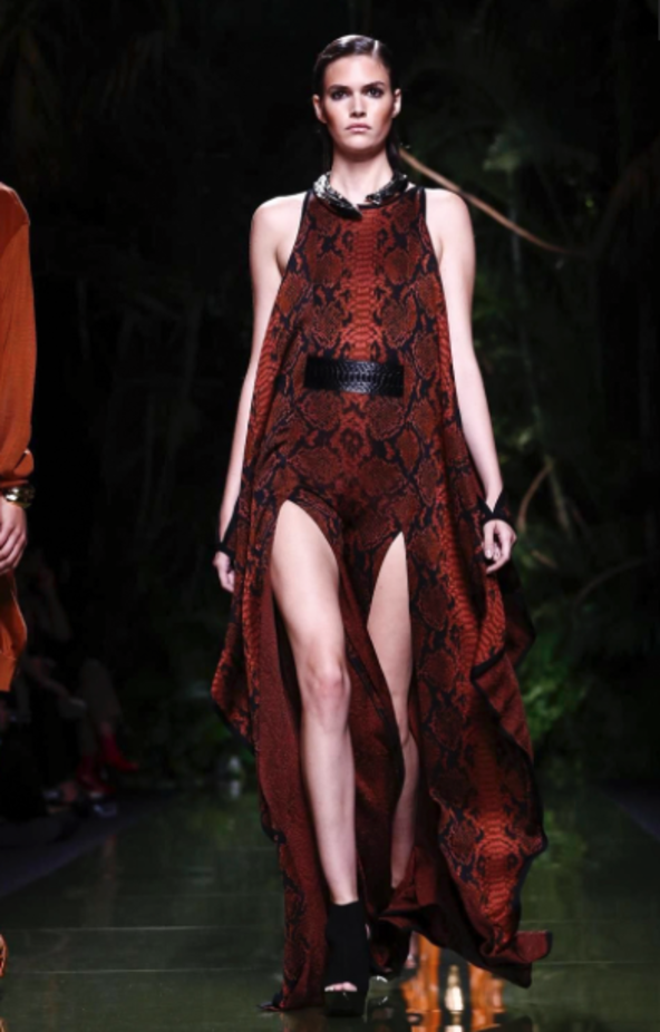 عرض أزياء Balmain لصيف وربيع ٢٠١٧ !