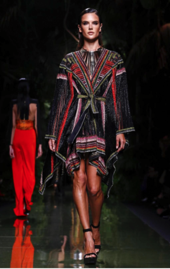 عرض أزياء Balmain لصيف وربيع ٢٠١٧ !