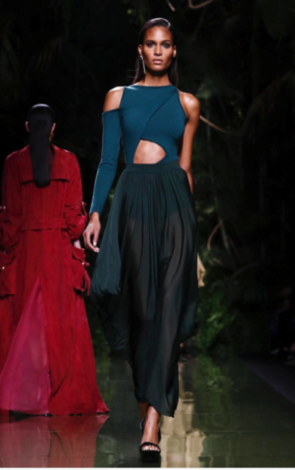 عرض أزياء Balmain لصيف وربيع ٢٠١٧ !