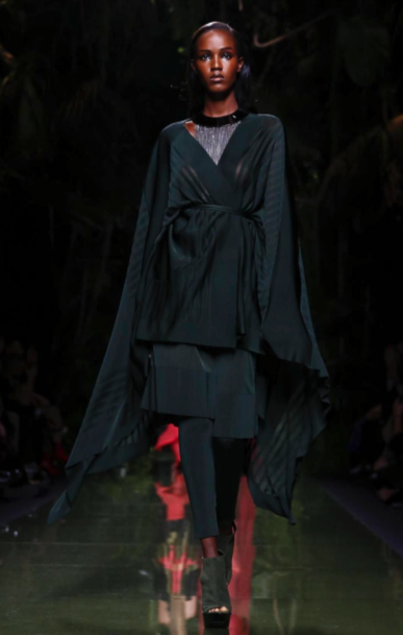 عرض أزياء Balmain لصيف وربيع ٢٠١٧ !
