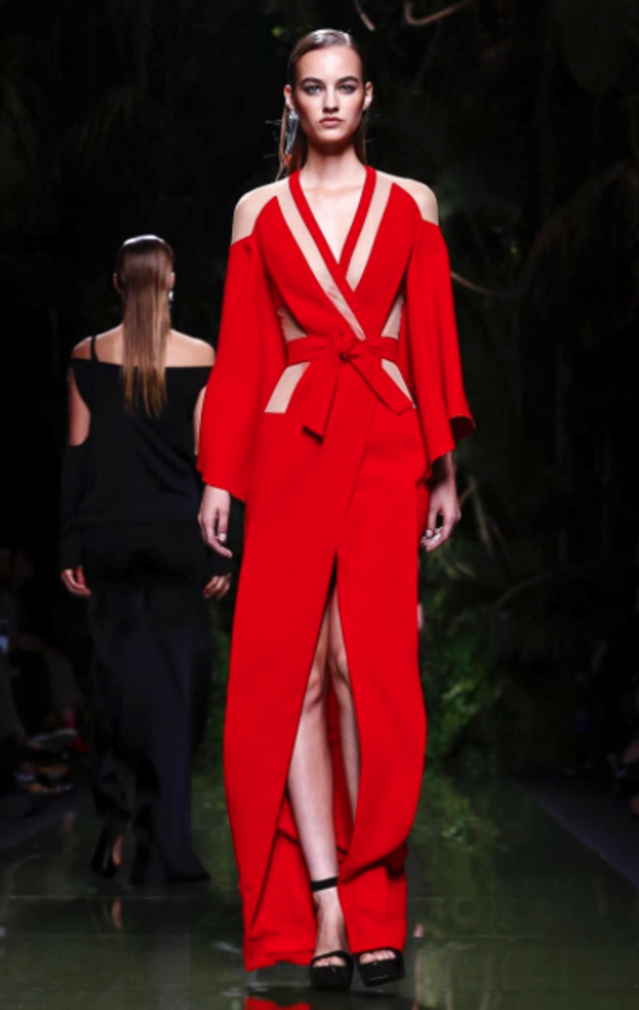 عرض أزياء Balmain لصيف وربيع ٢٠١٧ !