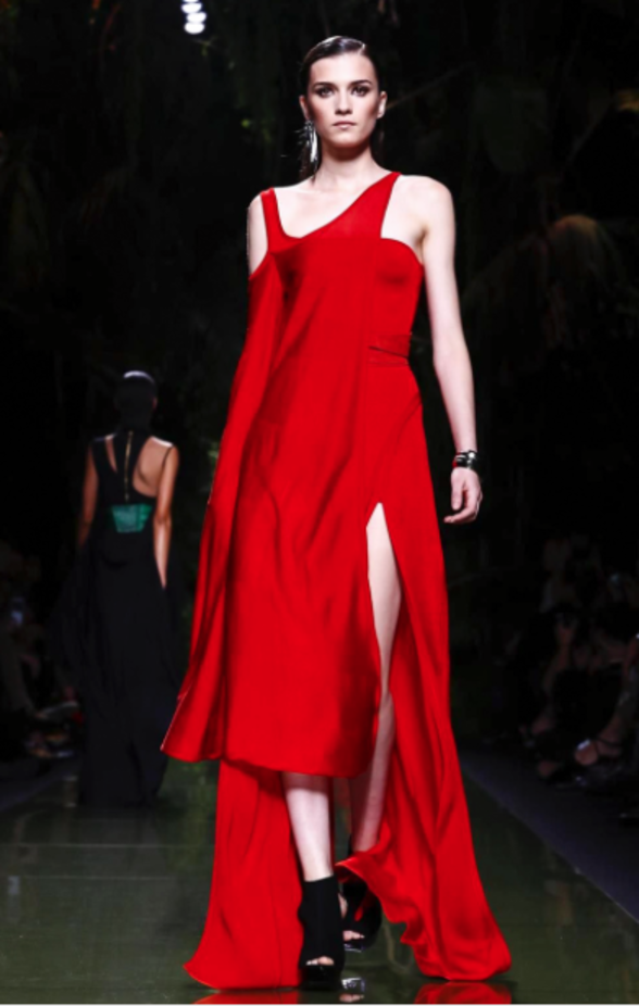 عرض أزياء Balmain لصيف وربيع ٢٠١٧ !