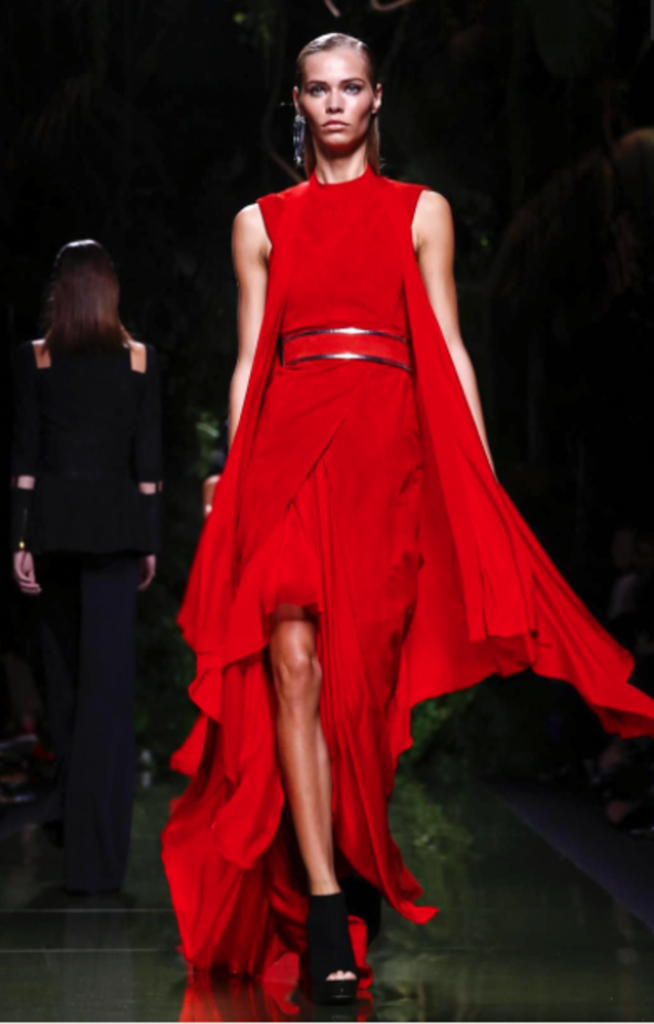 عرض أزياء Balmain لصيف وربيع ٢٠١٧ !